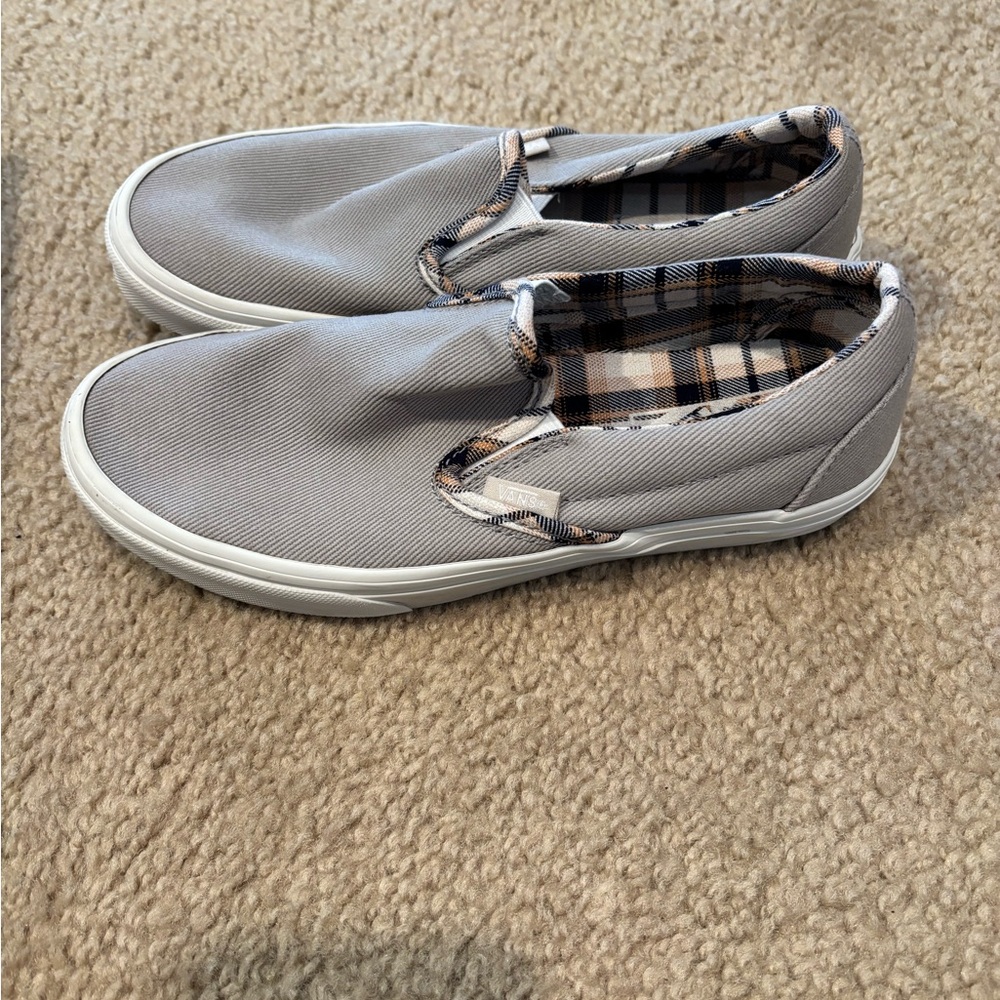 Vans Gray Slip-On Sneakers with plaid interior - Picture 12 of 16